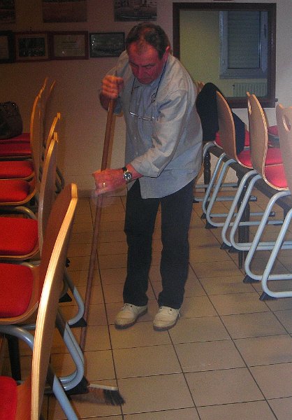 2011-01-21 71 Un p_tit coup de balai.JPG